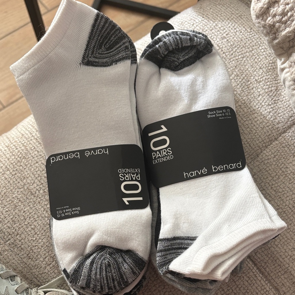 Harve Benard 20 pairs woman Athletic Socks size 10-13 shoe size 6-12.5